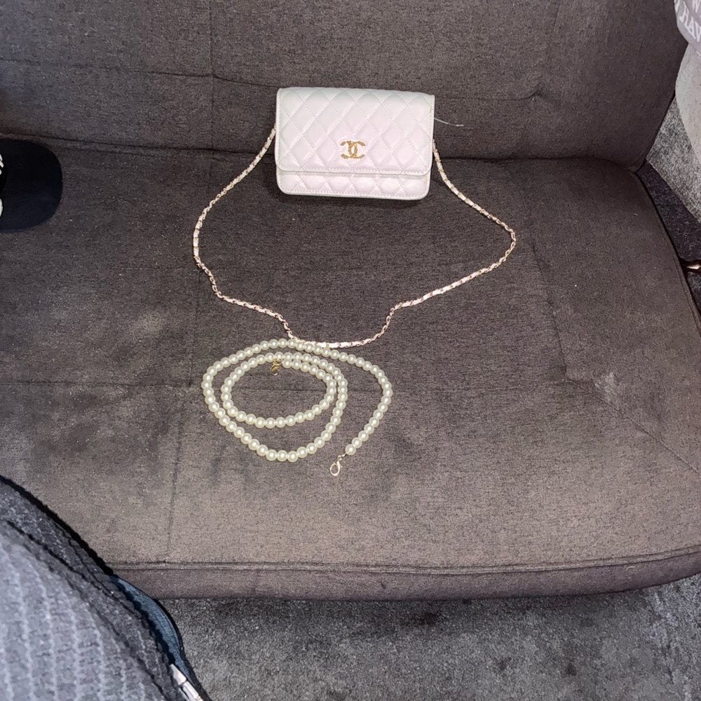 Ivory Quilted Crossbody Bag - Picture 7 of 14
